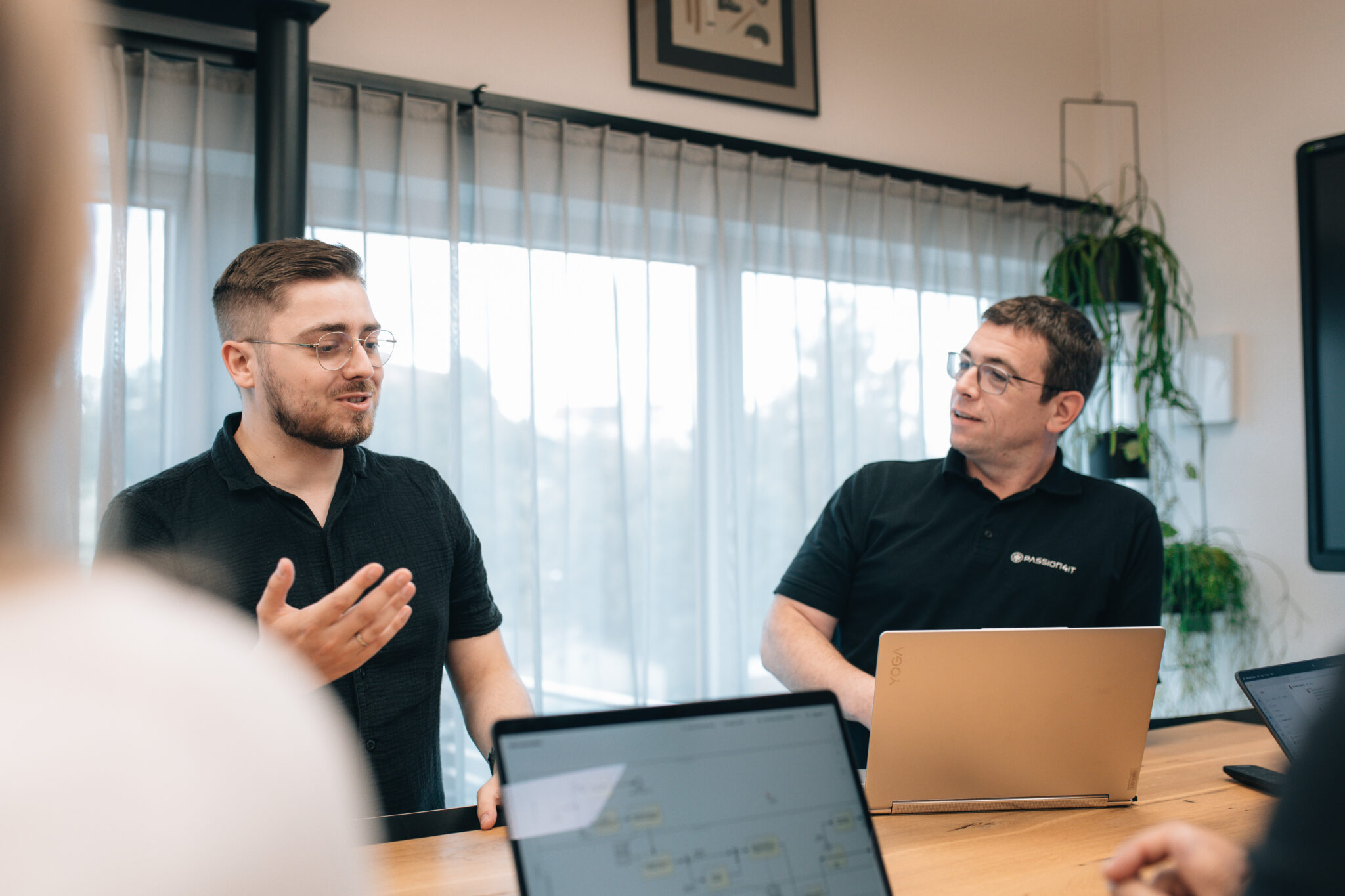 Read more about the article KI-Compliance: Was Unternehmen jetzt wissen müssen