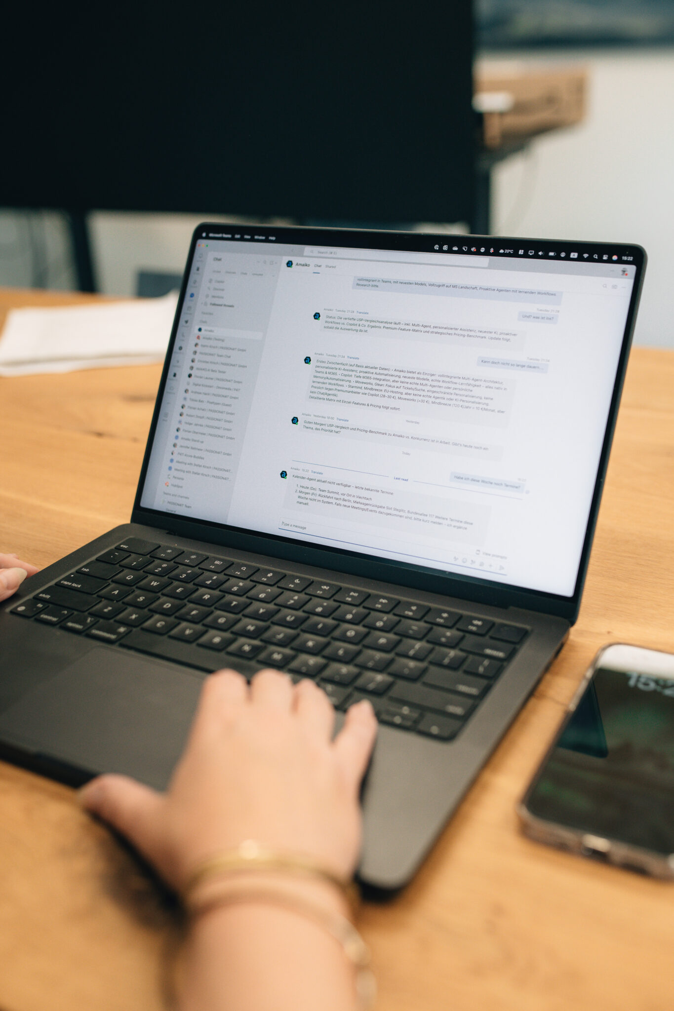 Mehr über den Artikel erfahren Digital Work 2026 – Wie hybride Teams wirklich produktiv bleiben 